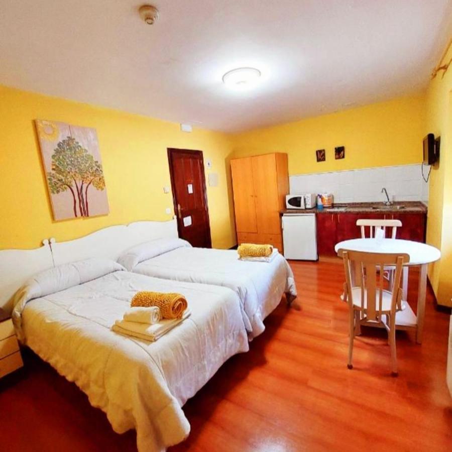 Apartahotel Portal De Leon Caboalles de Abajo Екстер'єр фото