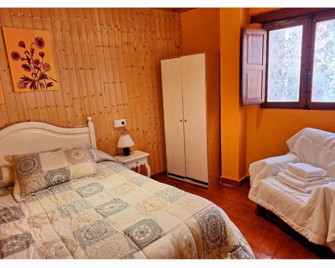Apartahotel Portal De Leon Caboalles de Abajo Екстер'єр фото