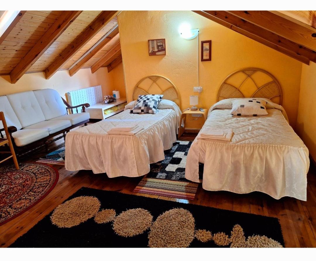 Apartahotel Portal De Leon Caboalles de Abajo Екстер'єр фото