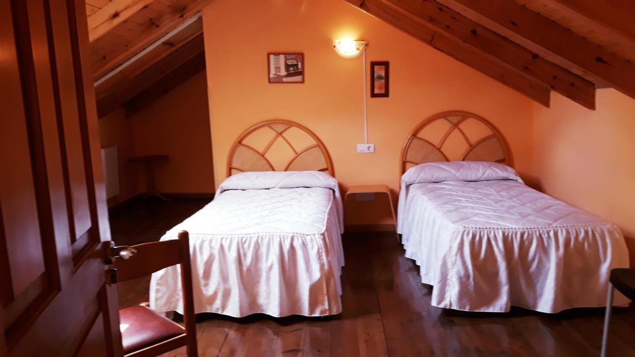 Apartahotel Portal De Leon Caboalles de Abajo Екстер'єр фото